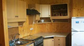 Гостевой дом Dom-cottage na Druzhby Лоо-3