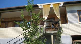 Гостевой дом Dom-cottage na Druzhby Лоо-1